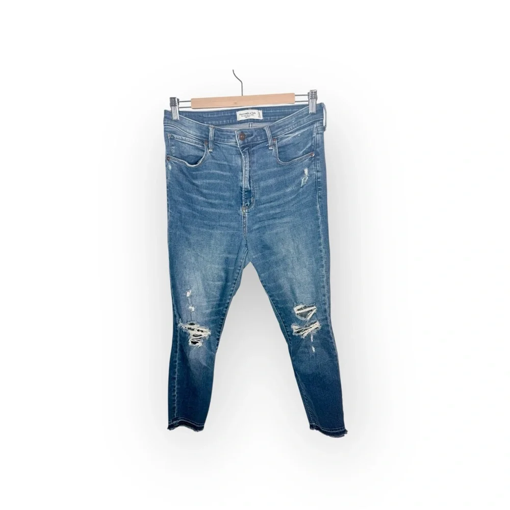 Abercrombie & Fitch High Rise Super Skinny Ankle Distressed Jeans 10/30 - Picture 4 of 6